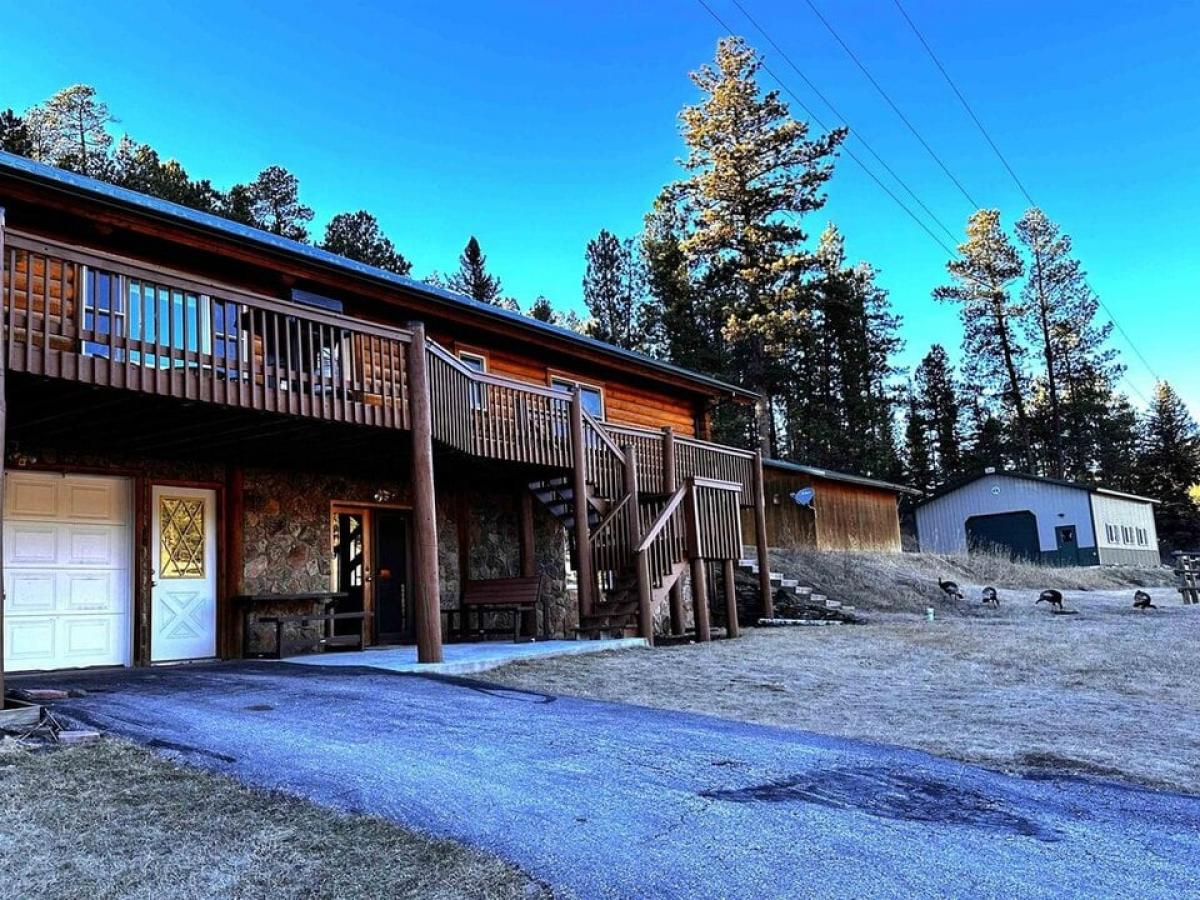 Picture of Home For Sale in Hill City, South Dakota, United States