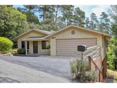 Home For Sale in Cambria, California