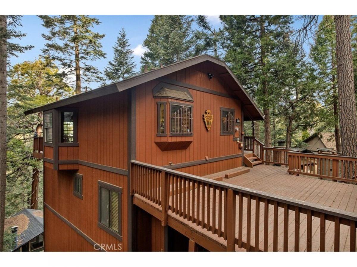 Picture of Home For Sale in Lake Arrowhead, California, United States