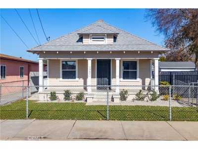 Home For Sale in Pomona, California