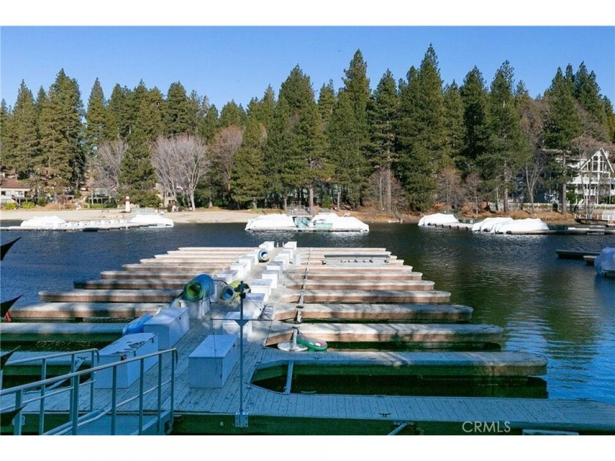 Picture of Home For Sale in Lake Arrowhead, California, United States