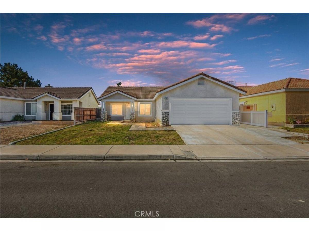 Picture of Home For Sale in Mentone, California, United States