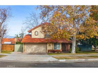 Home For Sale in Redlands, California