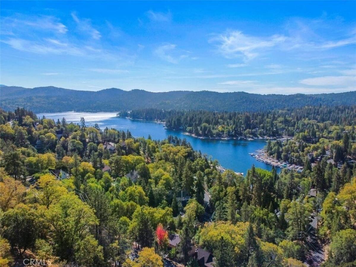 Picture of Home For Sale in Lake Arrowhead, California, United States