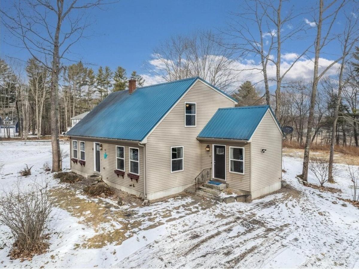 Picture of Home For Sale in Kennebunk, Maine, United States