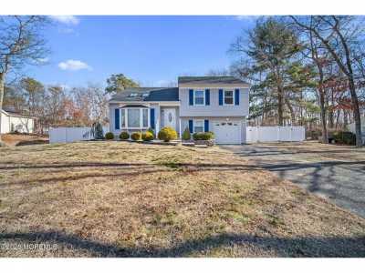 Home For Sale in Barnegat, New Jersey