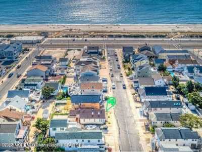 Home For Rent in Seaside Park, New Jersey