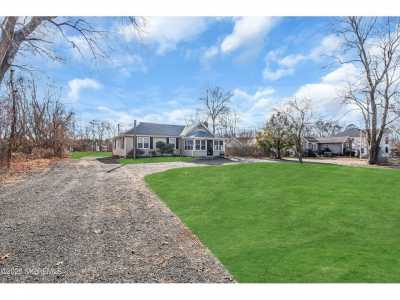 Home For Sale in Eatontown, New Jersey