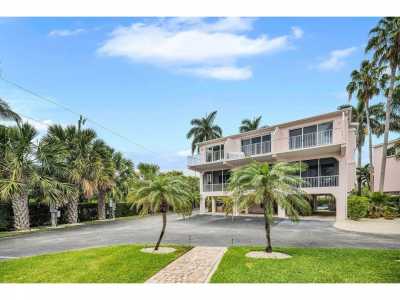 Home For Sale in Marathon, Florida