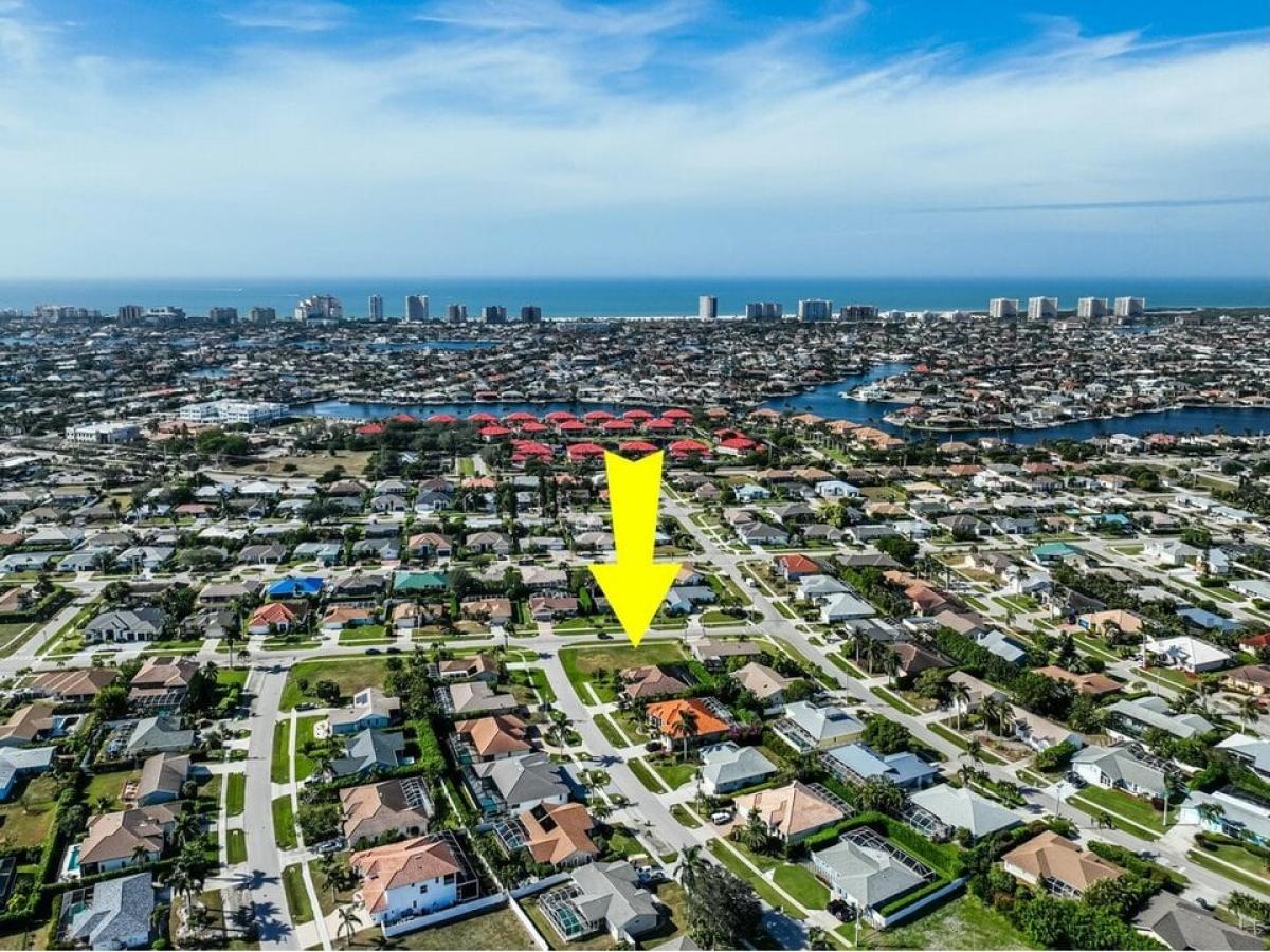 Picture of Residential Land For Sale in Marco Island, Florida, United States