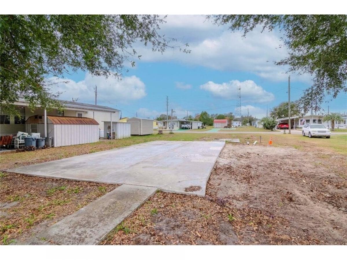 Picture of Residential Land For Sale in Zephyrhills, Florida, United States