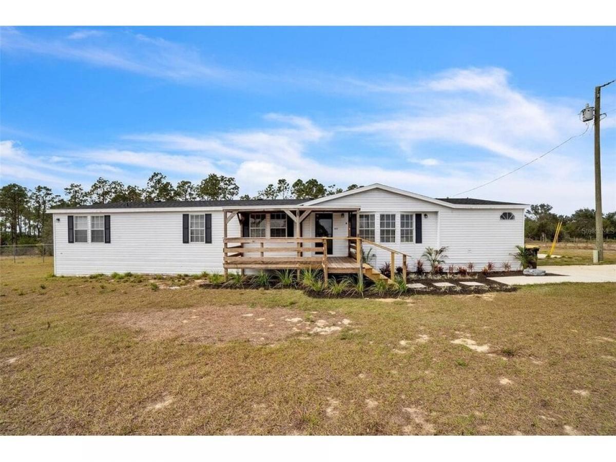 Picture of Home For Sale in Lake Wales, Florida, United States