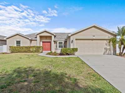 Home For Sale in Plant City, Florida