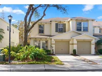 Home For Sale in Valrico, Florida