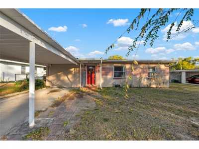 Home For Sale in Temple Terrace, Florida