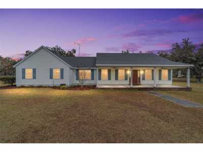 Home For Sale in Citra, Florida