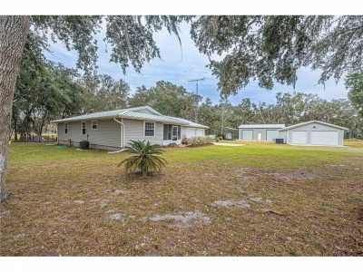 Home For Sale in Lake Panasoffkee, Florida