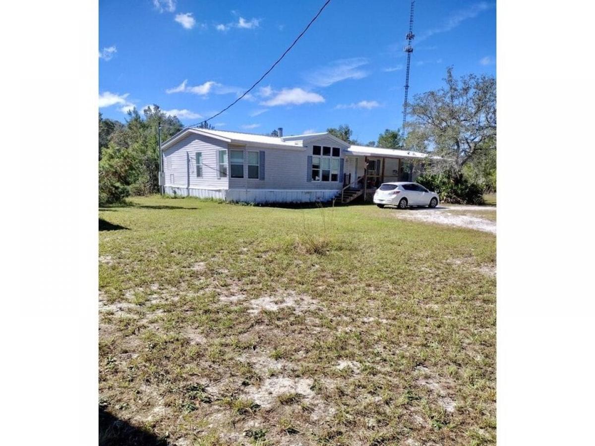 Picture of Home For Sale in Pomona Park, Florida, United States