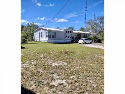 Home For Sale in Pomona Park, Florida