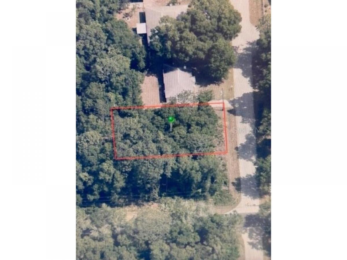 Picture of Residential Land For Sale in Inverness, Florida, United States