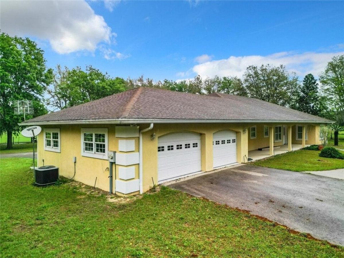 Picture of Home For Sale in Williston, Florida, United States