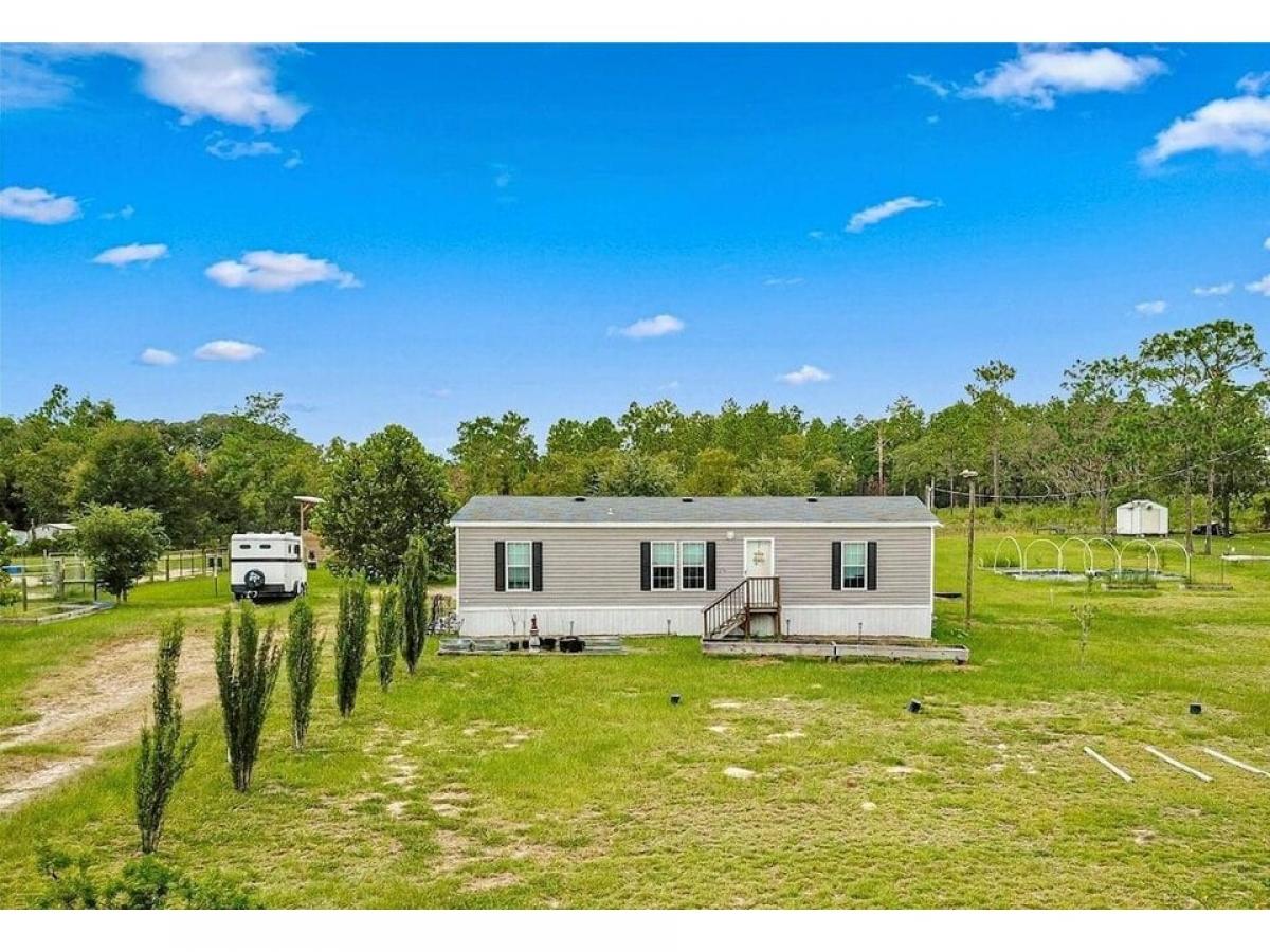 Picture of Home For Sale in Williston, Florida, United States