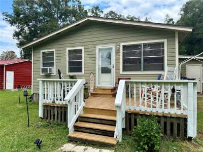 Home For Sale in Reddick, Florida