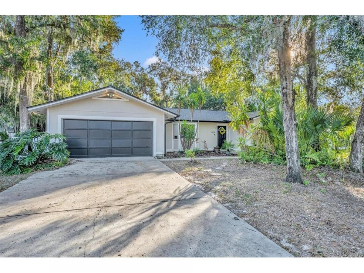 Picture of Home For Sale in Deland, Florida, United States