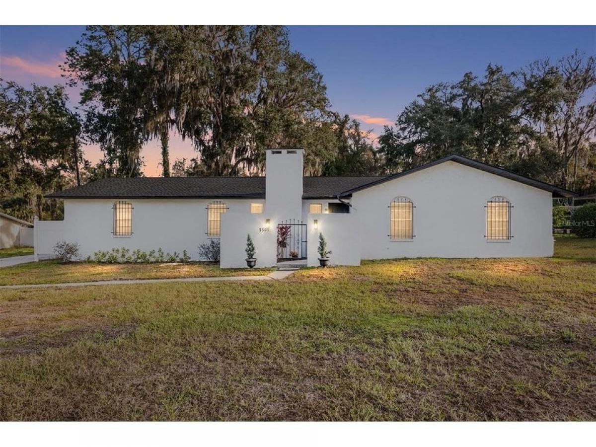 Picture of Home For Sale in Gainesville, Florida, United States