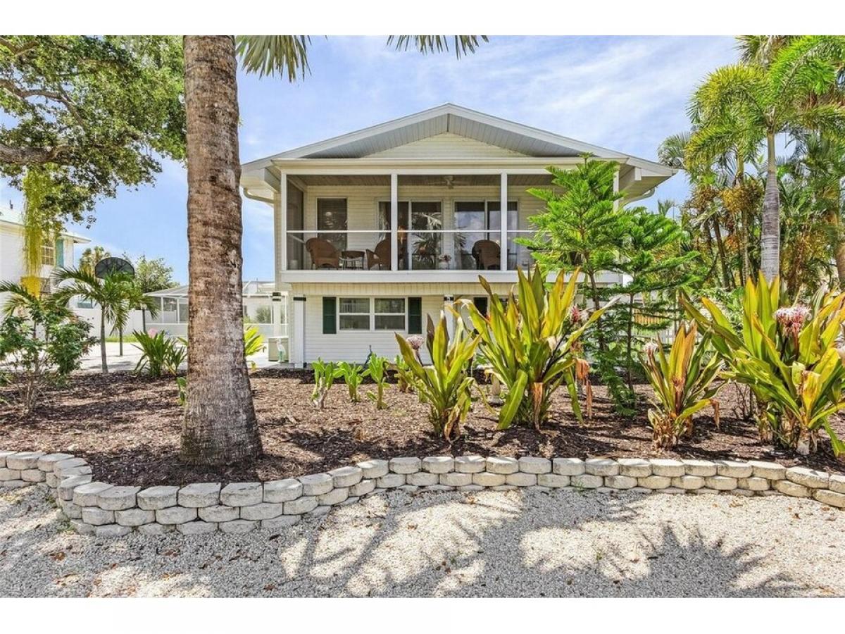 Picture of Home For Sale in Fort Myers Beach, Florida, United States