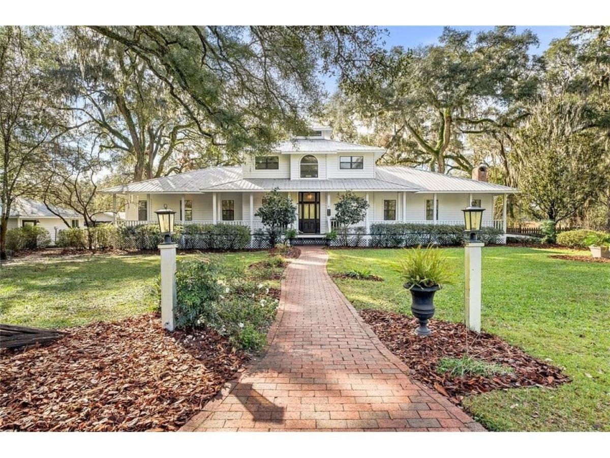 Picture of Home For Sale in Gainesville, Florida, United States