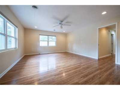 Home For Sale in Gainesville, Florida