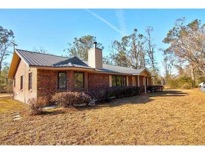 Home For Sale in Mc Alpin, Florida