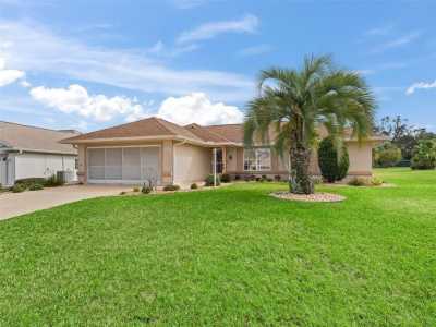 Home For Sale in Summerfield, Florida