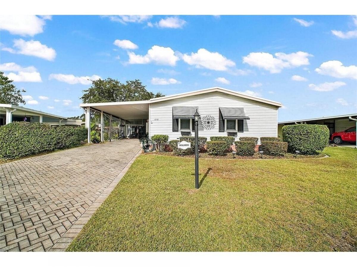 Picture of Home For Sale in Lady Lake, Florida, United States