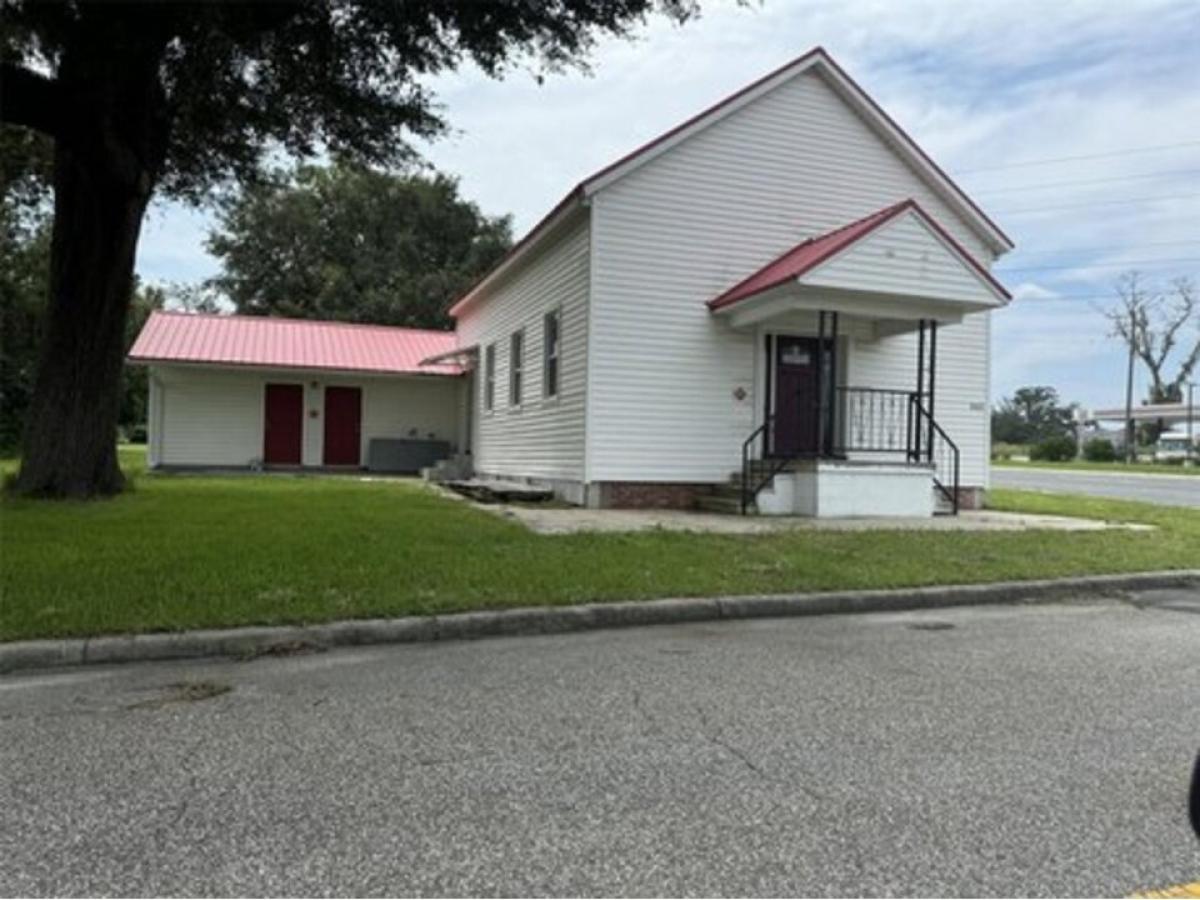 Picture of Home For Sale in Oxford, Florida, United States