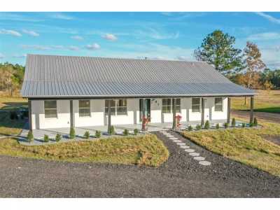 Home For Sale in Bunnell, Florida