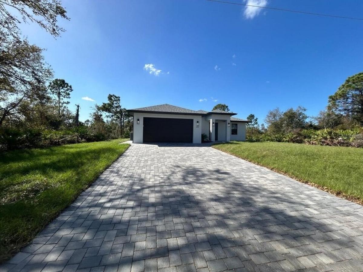 Picture of Home For Sale in Port Charlotte, Florida, United States