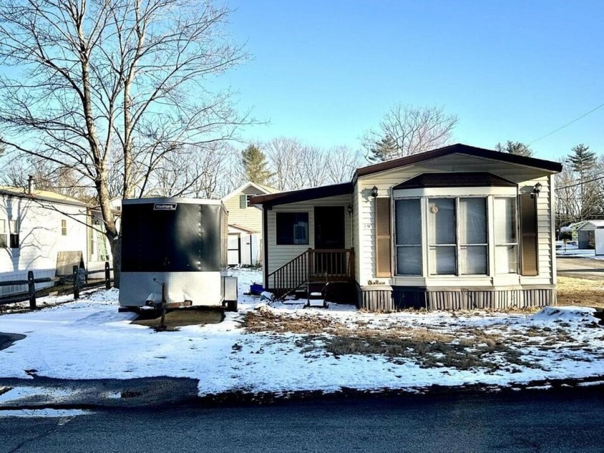 Picture of Home For Sale in Keene, New Hampshire, United States