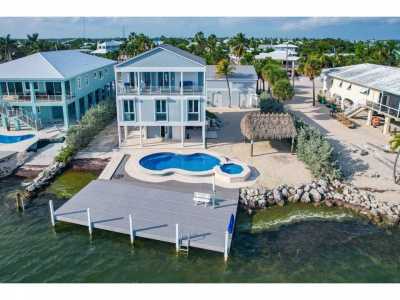 Home For Sale in Ramrod Key, Florida