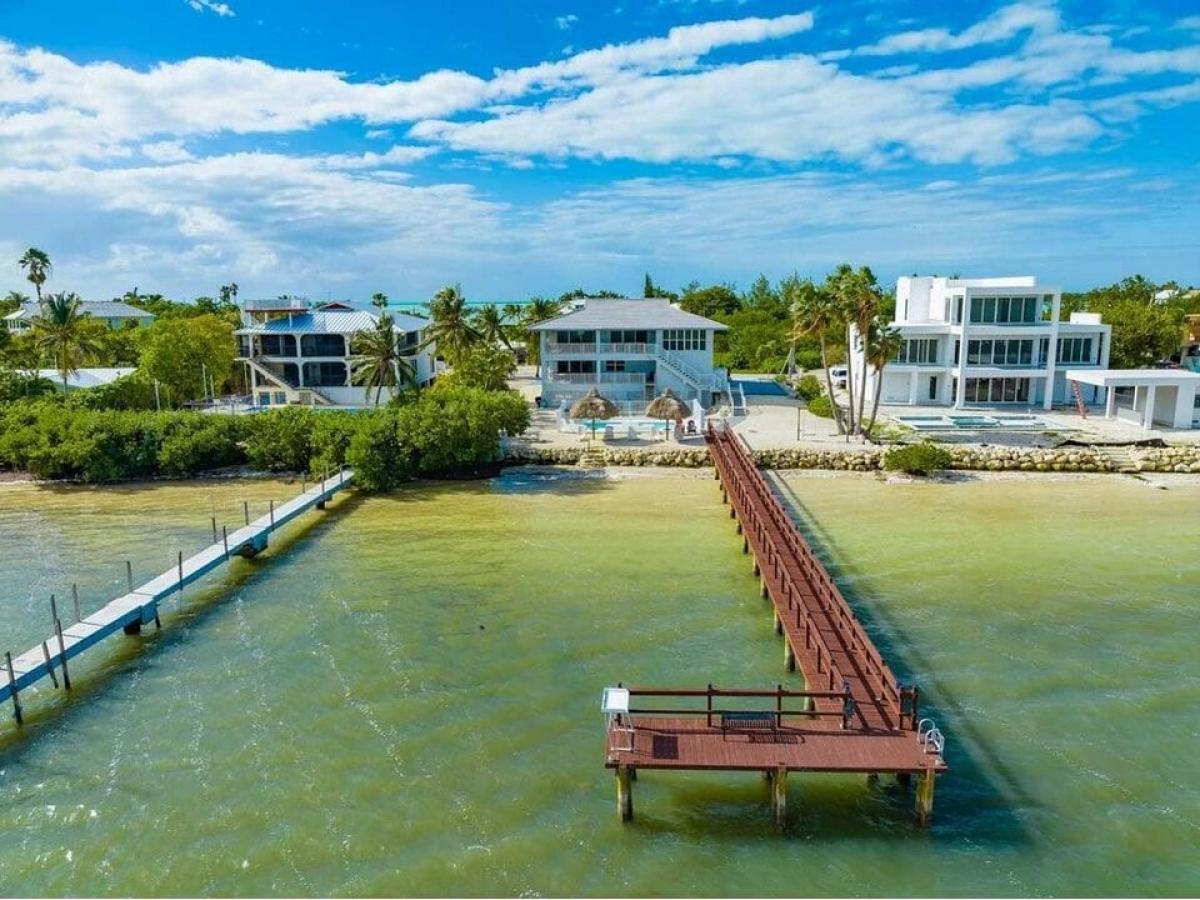 Picture of Home For Sale in Marathon, Florida, United States