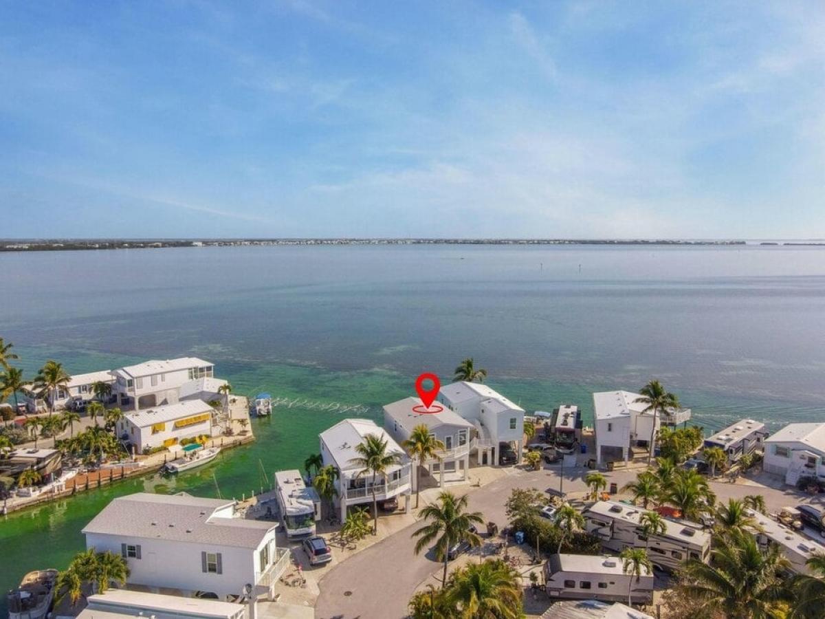 Picture of Home For Sale in Cudjoe Key, Florida, United States