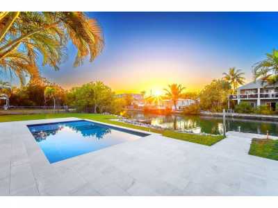 Home For Sale in Saddlebunch, Florida