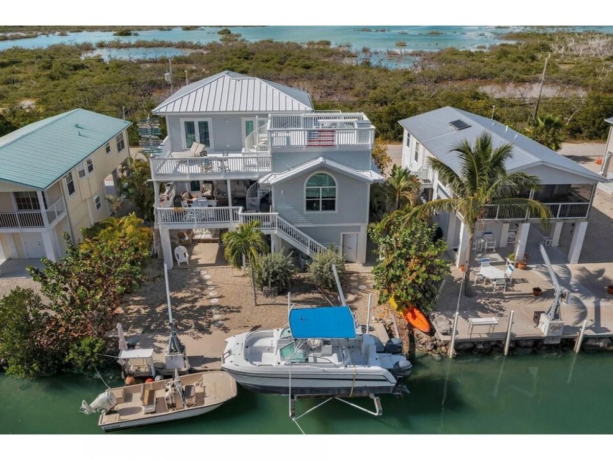 Picture of Home For Sale in Ramrod Key, Florida, United States