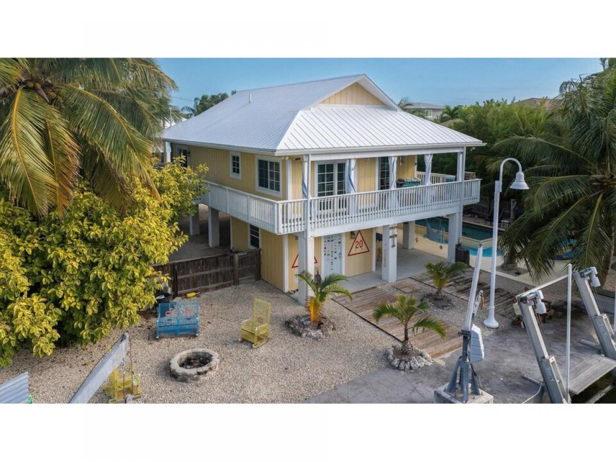 Picture of Home For Sale in Cudjoe Key, Florida, United States