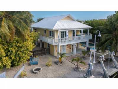 Home For Sale in Cudjoe Key, Florida