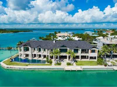 Home For Sale in Duck Key, Florida