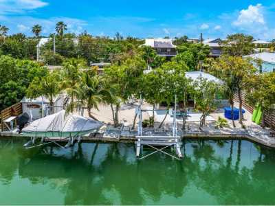 Home For Sale in Summerland Key, Florida