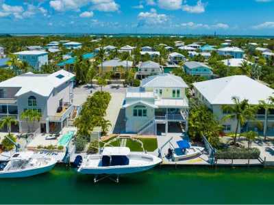 Home For Sale in Summerland Key, Florida