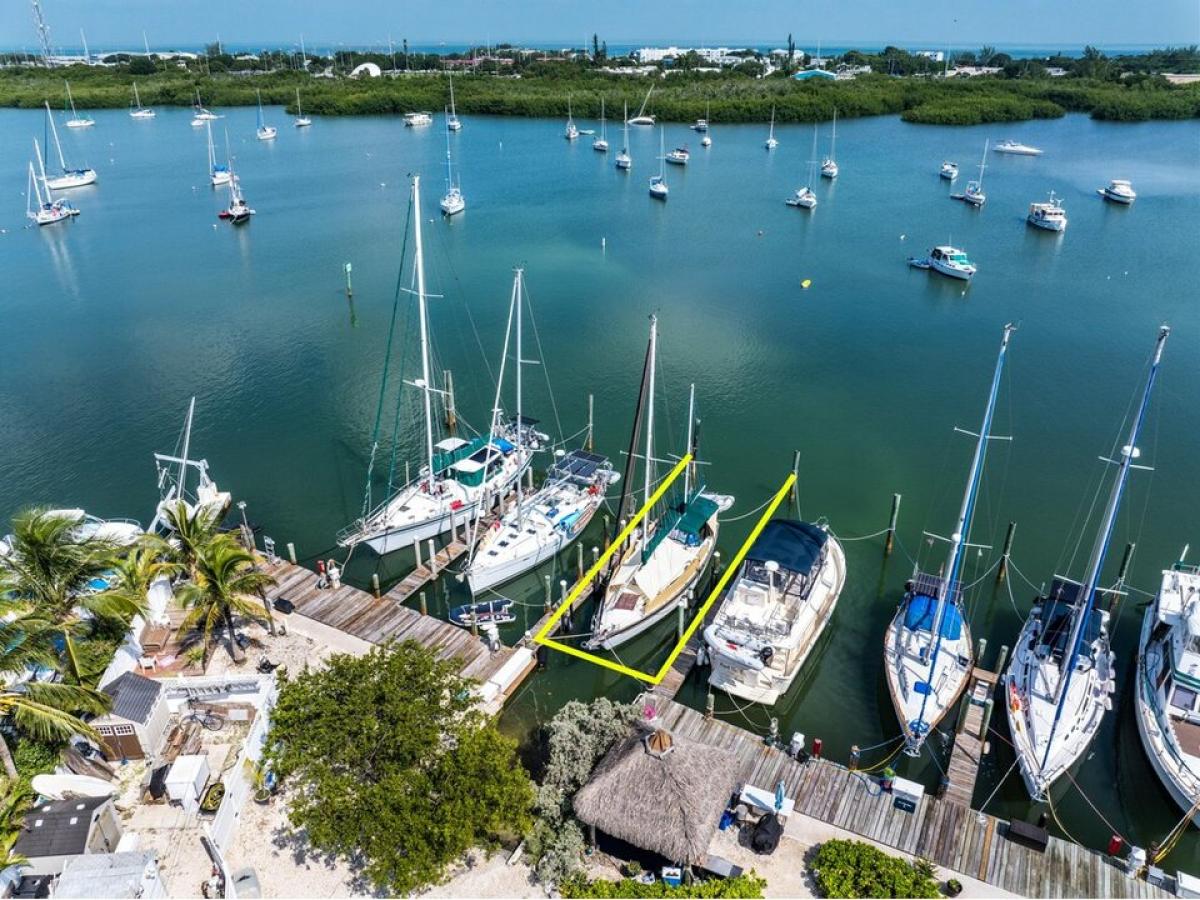 Picture of Home For Sale in Marathon, Florida, United States